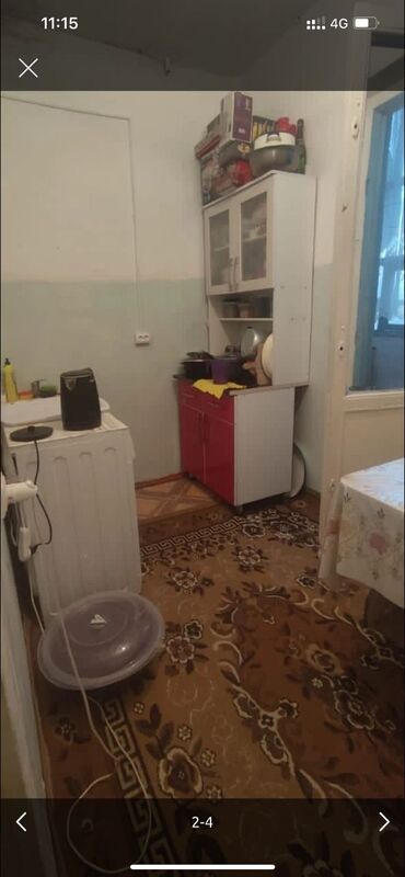 квартира ак ордо без хозяина: 1 бөлмө, 34 кв. м, 105-серия, 1 кабат, Эски ремонт