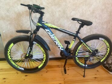 9 yaşdan yuxarı uşaqlar üçün velosipedlər: Dağ velosipedi 26", sürətlərin sayı: 21