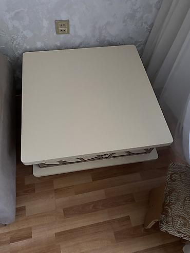 bag stol: Transformer masa satilir.Bagli veziyyetde 80/80 a,acilanda 160 sm — 2