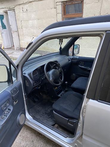 продам кару: Daihatsu Move: 2001 г., 1 л, Механика, Бензин, Минивэн — 2