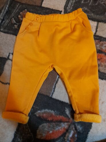 Pantalone: Bоја - Žuta