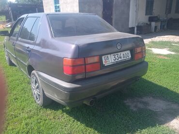 ала бука машина базар: Volkswagen : 1.8 л, Бензин