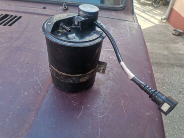 Auto delovi: Kanister apsorber benzinskih para Lada 21214i Niva. Polovno, ocuvano — 1