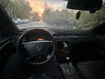 пасса: Mercedes-Benz E-Class: 1996 г., 3.2 л, Автомат, Газ, Седан — 5