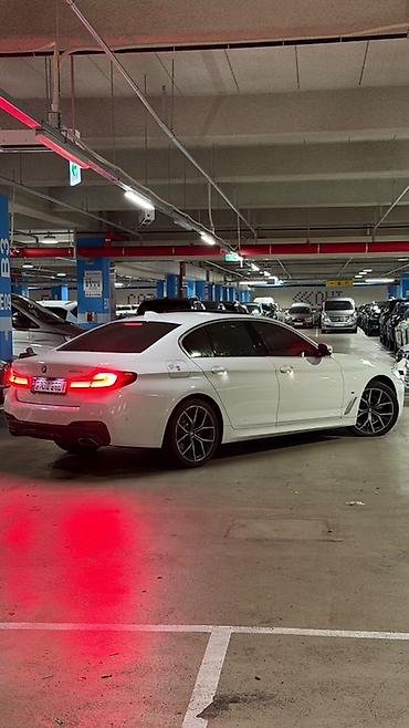 bmw ai8: BMW 530: 2021 г., 2 л, Автомат, Гибрид, Седан — 2