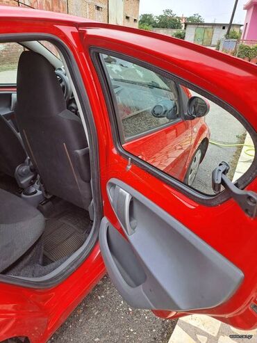 Toyota: Toyota Aygo: 1 l. | 2009 έ. Χάτσμπακ — 11
