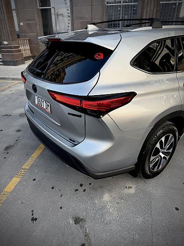 highlander platinum: Toyota Highlander: 2022 г., 2.5 л, Вариатор, Гибрид, Внедорожник — 4