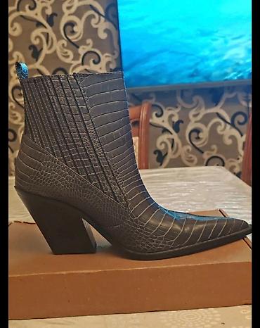 kovboy: Zara qadın botları – ölçü 40 - Model: Qısa borulu, kəskin burunlu — 4