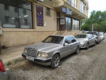 мерседес 124 радиатор: Mercedes-Benz 220: 1993 г., 2.2 л, Механика, Бензин, Седан