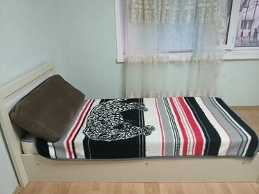 evlerin alqi satqisi xacmaz kirayesi: 28May metrosunun yanı Oğlan otaq yoldaşı axtarılır evə. Tələbə vəya