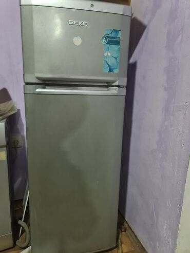 Б/у Холодильник Beko, Двухкамерный, цвет - Серый
