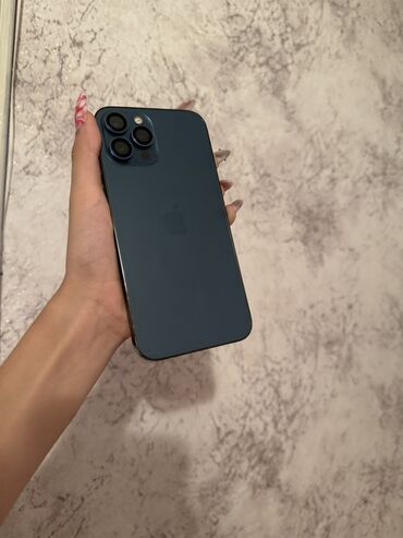 зарядные устройства для ноутбуков: IPhone 12 Pro Max, Колдонулган, 128 ГБ, Көк, Коргоочу айнек, Каптама, 82 %