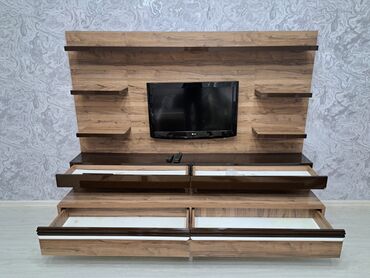 TV altlığı: Yeni, Düz TV altlığı, Polkalı, Laminat, Almaniya
