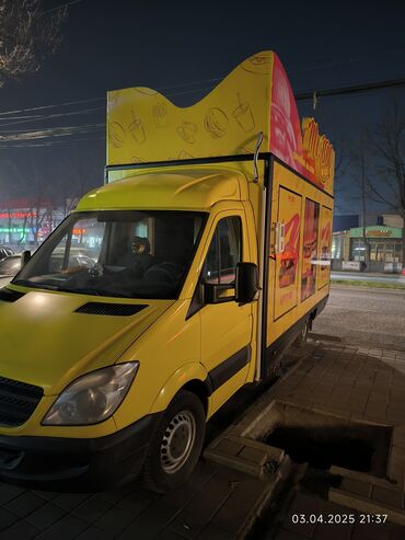 купить фургон для фаст фуда: Мобильный фудтрак, выполненный на базе Mercedes-Benz Sprinter