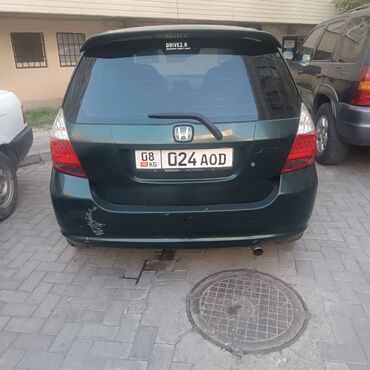пижо машина: Honda Jazz: 2002 г., 1.3 л, Механика, Бензин, Хетчбек