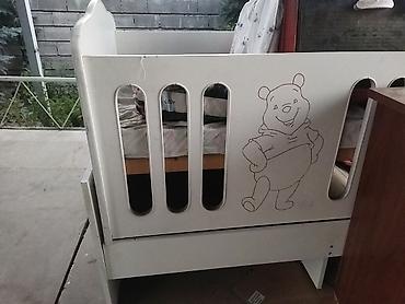 pettee bear: Детская кровать‑трансформер белого цвета с рисунком медвежонка на — 1