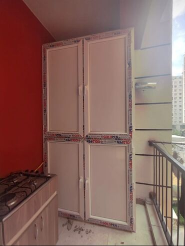 Mebellərin yığılması: Plastik Şkaf balkonda və ya blokda istifadə olunan yeri faydalı — 2