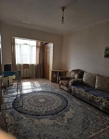 Сдается 1‑комнатная квартира в районе Асанбай. Планировка и этаж: -