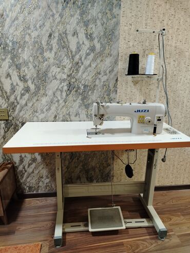 paltar tiken maşınlar: Tikiş maşını Juki, İşlənmiş,Elektromexaniki, 2 saplı Ünvandan götürmə