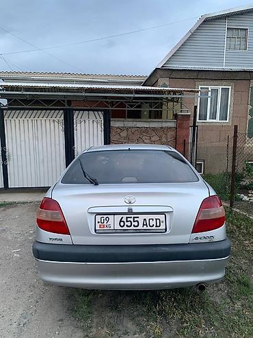 оочень: Toyota Avensis: 2001 г., 1.8 л, Автомат, Бензин, Лифтбек — 2