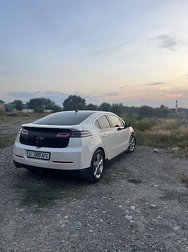 spark 1: Chevrolet Volt: 2011 г., 1.4 л, Вариатор, Электромобиль, Седан — 3