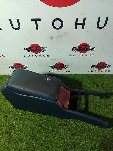 om6: Подлокотник Mercedes-Benz E-CLASS W210 OM602 2.9 1997 (б/у) — 1