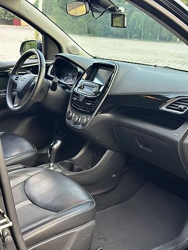 spark 2018: Chevrolet Spark: 2018 г., 1 л, Вариатор, Бензин, Хэтчбэк — 8