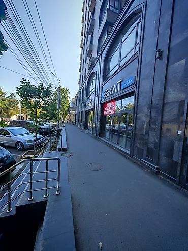 Коммерциялык мүлк: Ижарага Орунжай толугу менен: Кийим-кече, бут кийим, 200 м², Турак жай комплексинде — 6