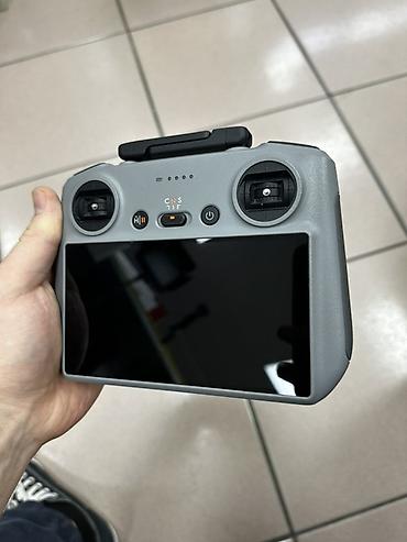 Пульт-дисплей DJI RC2 — универсальный контроллер для дронов DJI с