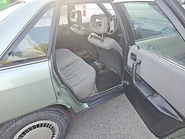 туманик ауди: Audi 100: 1984 г., 1.8 л, Механика, Бензин, Седан — 8