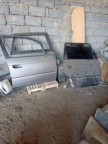 Другие детали кузова: Запчасти Хонда Одиссей,салон Хонда Одиссей абсолют, бампер б/у,двери — 3