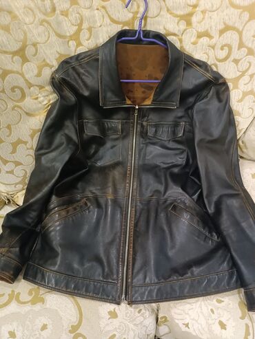 Куртки: Размер 50/52 L/XL стильная потёртая куртка, двухсторонняя