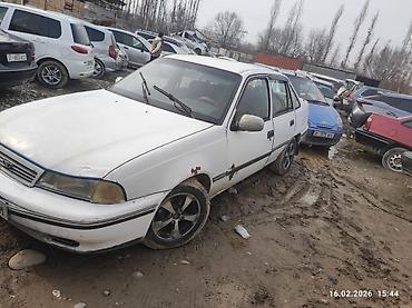 Daewoo: Daewoo Nexia: 1995 г., 1.5 л, Механика, Бензин, Седан — 2