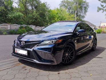 Toyota: Toyota Camry: 2021 г., 2.5 л, Автомат, Бензин, Седан