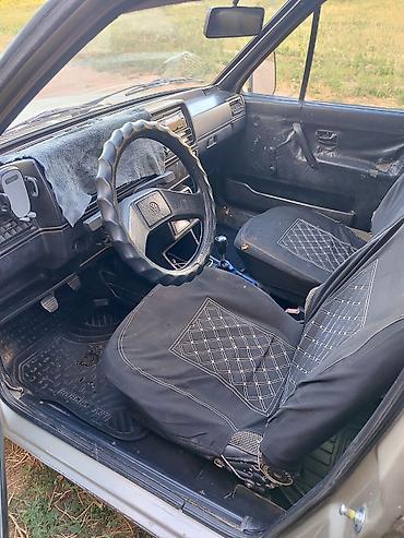 нексия 2 фар: Volkswagen Golf: 1985 г., 1.8 л, Механика, Бензин, Хэтчбэк — 5