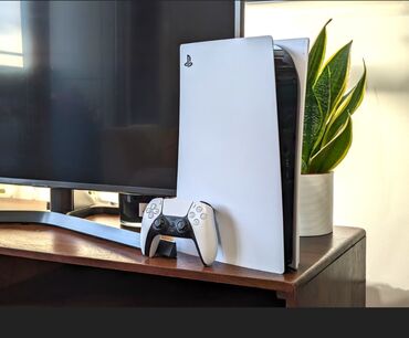 проигрыватель для пластинок: PS5 Фат с дисководом 8К, HDR, комплект полный, все необходимые at lalafo.kg проигрыватель для пластинок: PS5 Фат с дисководом 8К, HDR, комплект полный, все необходимые