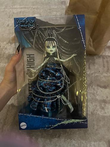 Бижутерия: Кукла Monster High — Frankie Stein, серия “Stitched In Style” — 1