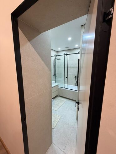 Долгосрочная аренда квартир: 3 комнаты — 6