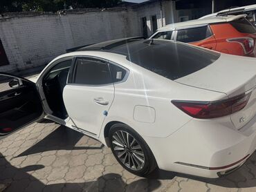кия серато: Не такси родной пробег Белый седан Kia K7 с элегантным дизайном