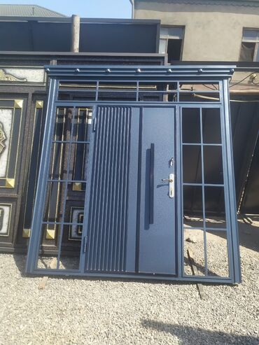 Giriş qapıları: Mənzil üçün Yeni Giriş qapısı Şəbəkə ilə, Zəmanətli, Pulsuz çatdırılma — 23