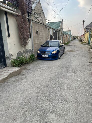 Chevrolet: Chevrolet Cruze: 1.8 l | 2010 il 400 km Sedan -da lalafo.az — 2 Chevrolet: Chevrolet Cruze: 1.8 l | 2010 il 400 km Sedan — 2