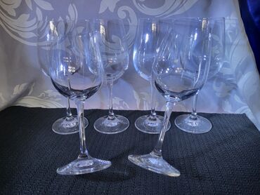 Čaše: Case nove,vintaz kristal za vino Montana Nemacka. Case tanji na lalafo.rs — 6 Čaše: Case nove,vintaz kristal za vino Montana Nemacka. Case tanji — 6