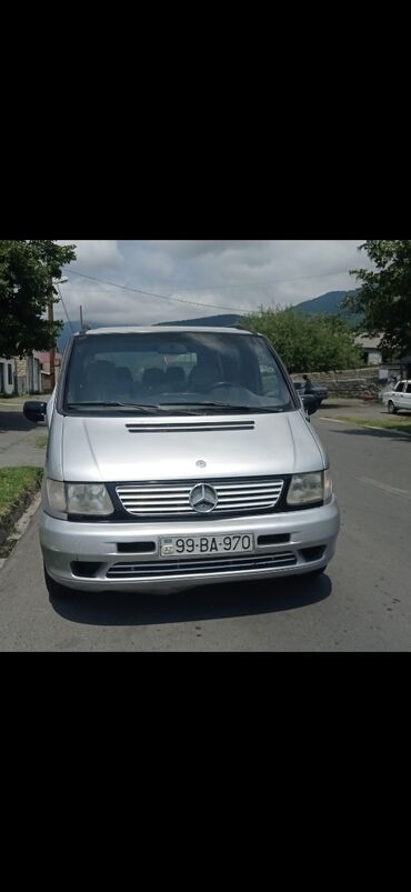 fabricki radio za fiat punto 2: Mercedes-Benz Vito: 2.2 l | 2000 il Van/Minivan