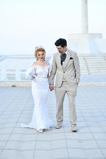 Çox ucuz qiymətə gəlin bəy kastyumu satılır şəkildə olanlardı ayrıcada