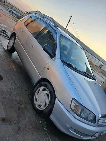 Toyota: Toyota Picnic: 1999 г., Механика, Дизель, Универсал — 3