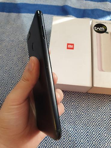 Xiaomi: Xiaomi, Mi A1, Б/у, 64 ГБ, цвет - Черный, 1 SIM — 4