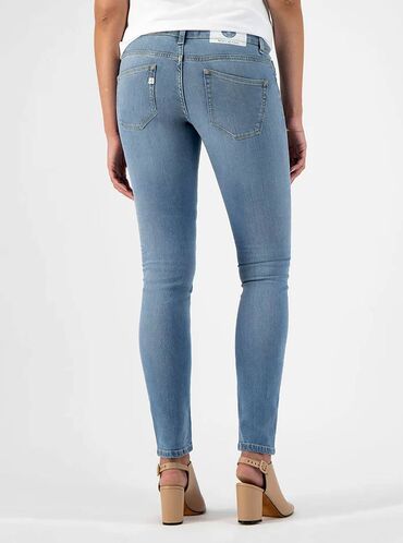 Farmerke: Ženske farmerke, Skinny, Novo Prekrasne superiorne ženske farmerke — 19