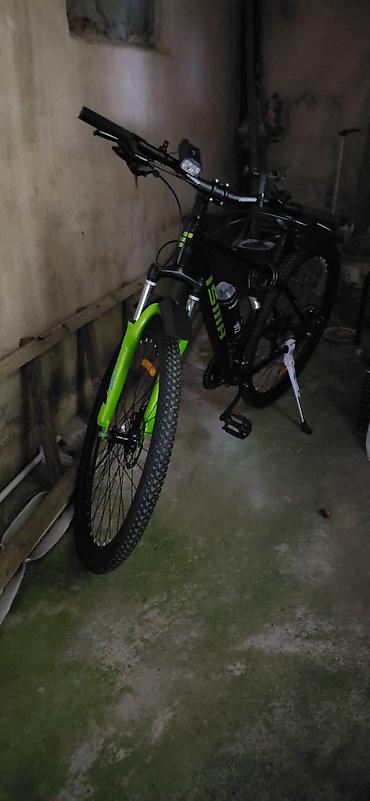 velosipedlər isma: MTB tipli velosiped – ISMAR (qara/yaşıl) Xüsusiyyətlər: - 27.5” — 2
