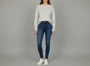 Swetry: Sweter damski, rozmiar L