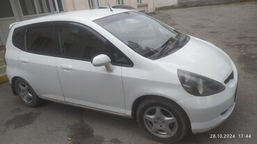 mercedes машина: Honda Fit: 2003 г., 1.3 л, Вариатор, Бензин, Хэтчбэк